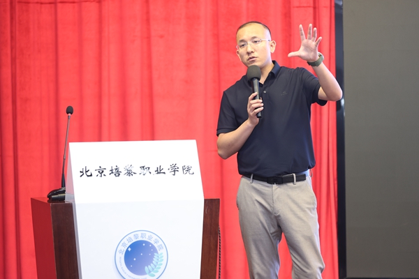 微信图片_2025-05-19_082036_820_副本.jpg